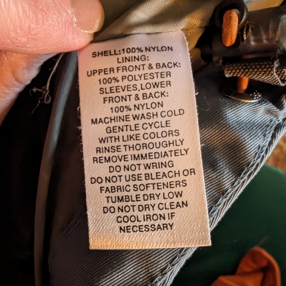 EMS System Three Medium Weight Ski or Snowboard Jacket Men's Size Small - Picture 15 of 16